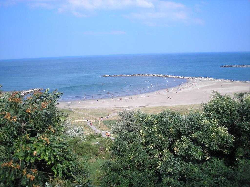 Esplanada Villa Constanta Bagian luar foto