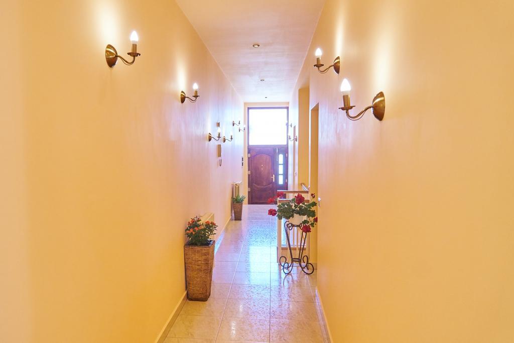 Esplanada Villa Constanta Bagian luar foto